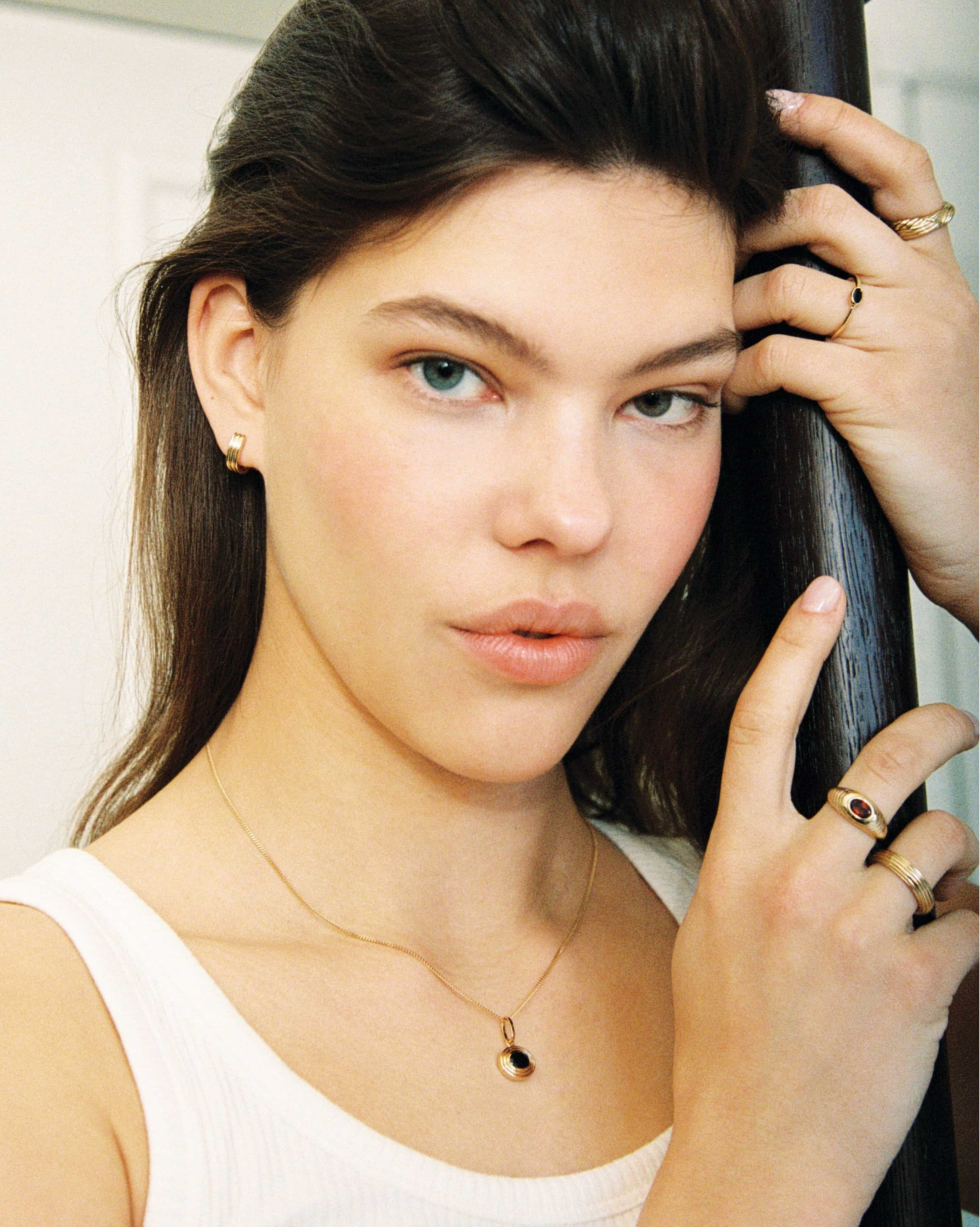 Breno Garnet Ring