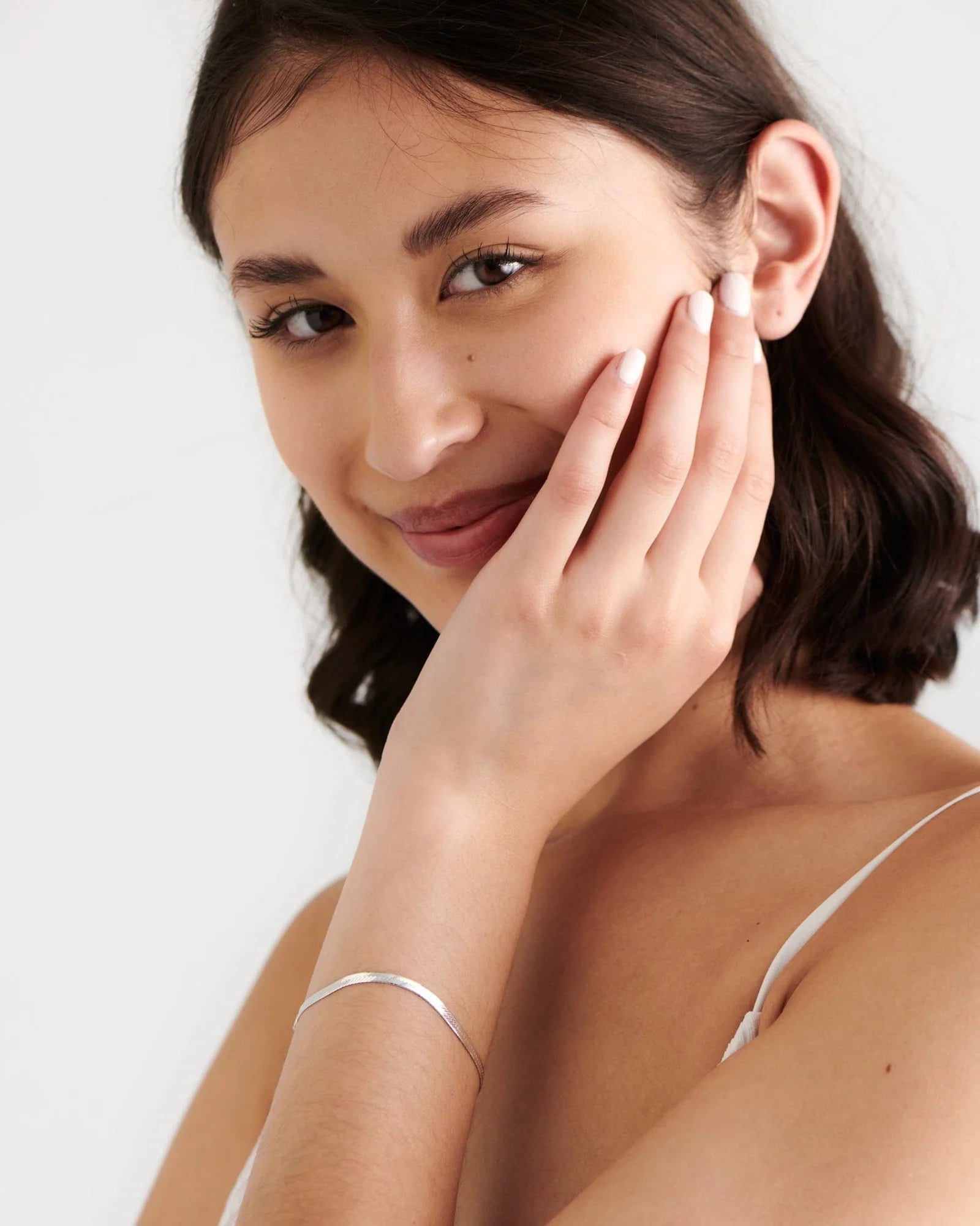 Monti Sleek Snake Chain Fluid Bracelet in 925 Sterling Silver by Handiora