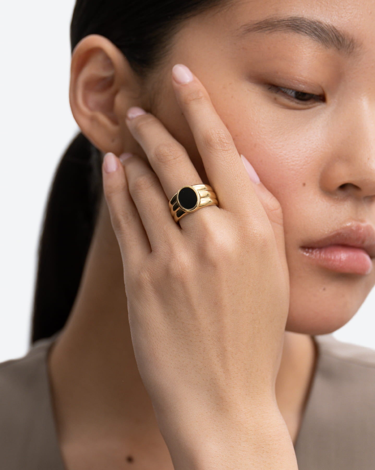 Benevento Onyx Ring