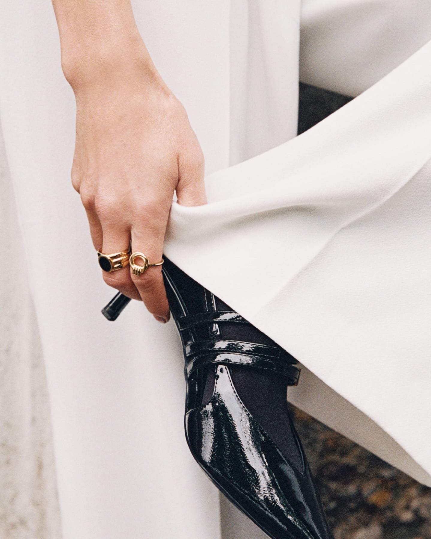 Benevento Onyx Ring