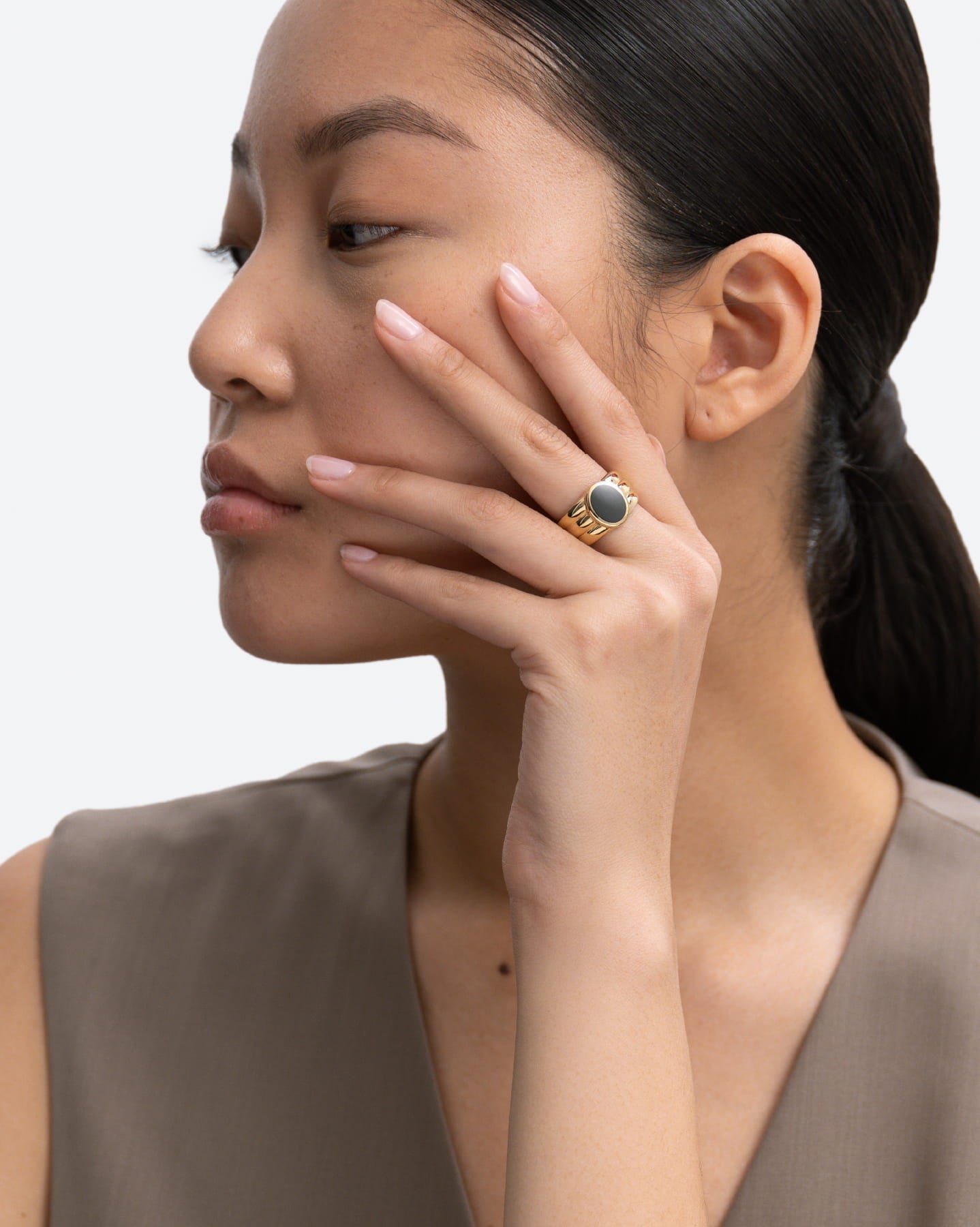 Benevento Onyx Ring