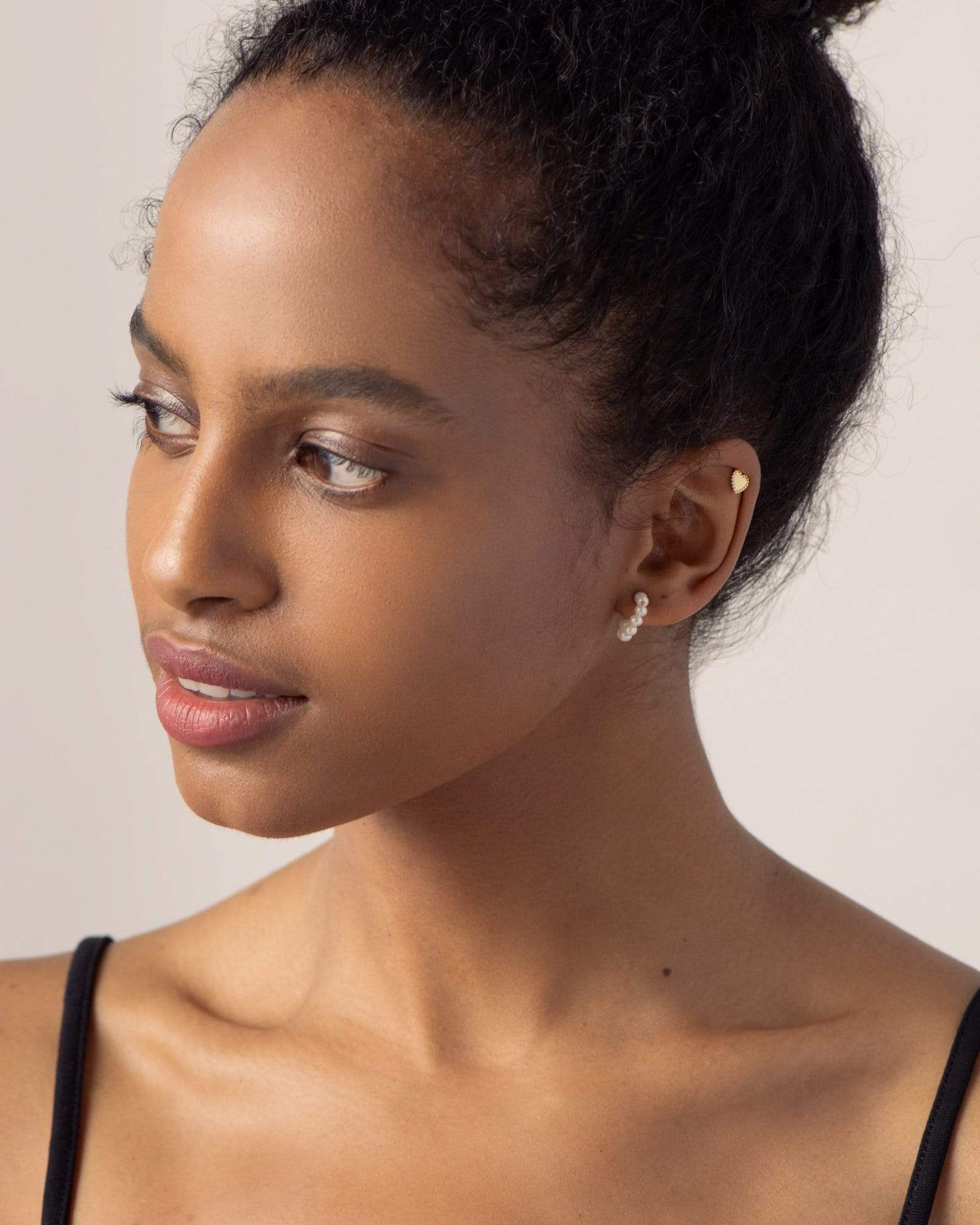 Palermo Mini Hoop Earrings with Freshwater Pearls in 18K Gold Vermeil by Handiora
